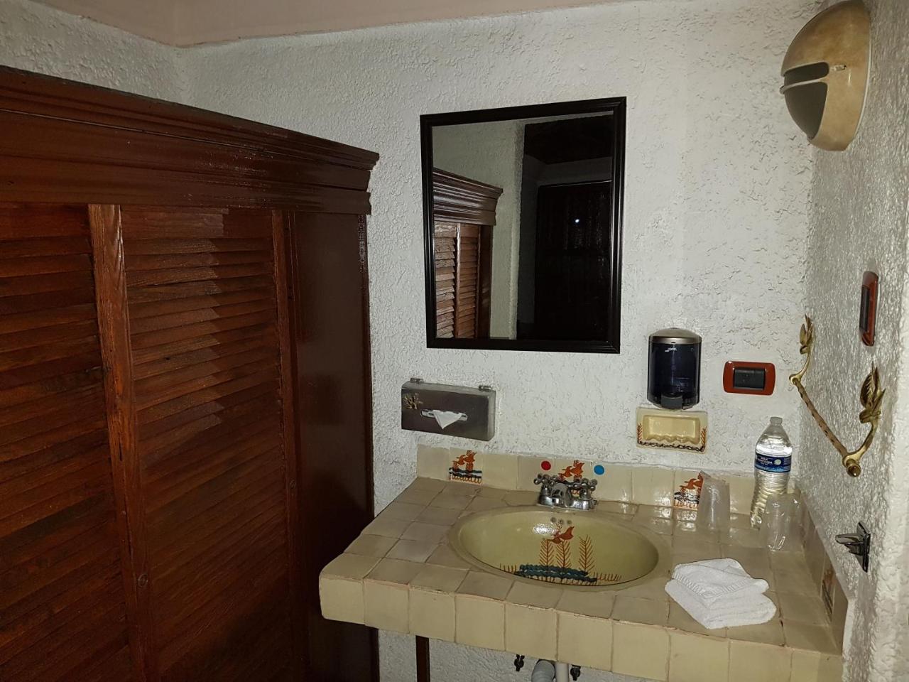 State Inn Chihuahua Ngoại thất bức ảnh